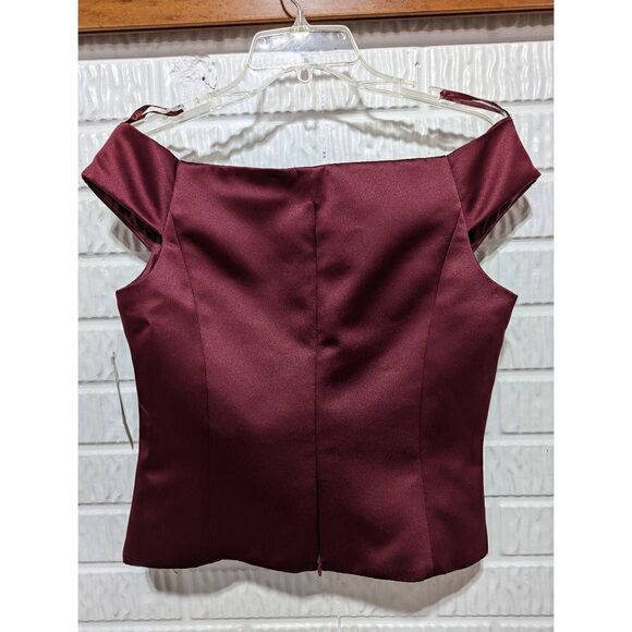 Options by Shani Size 8 Women's Formal Wine red Satin off shoulder Top - Picture 4 of 4